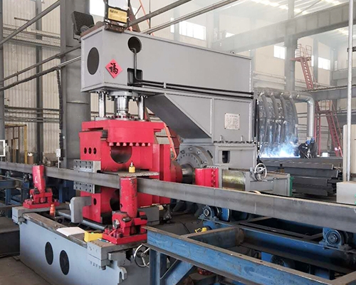 Arc type T-row straightening machine